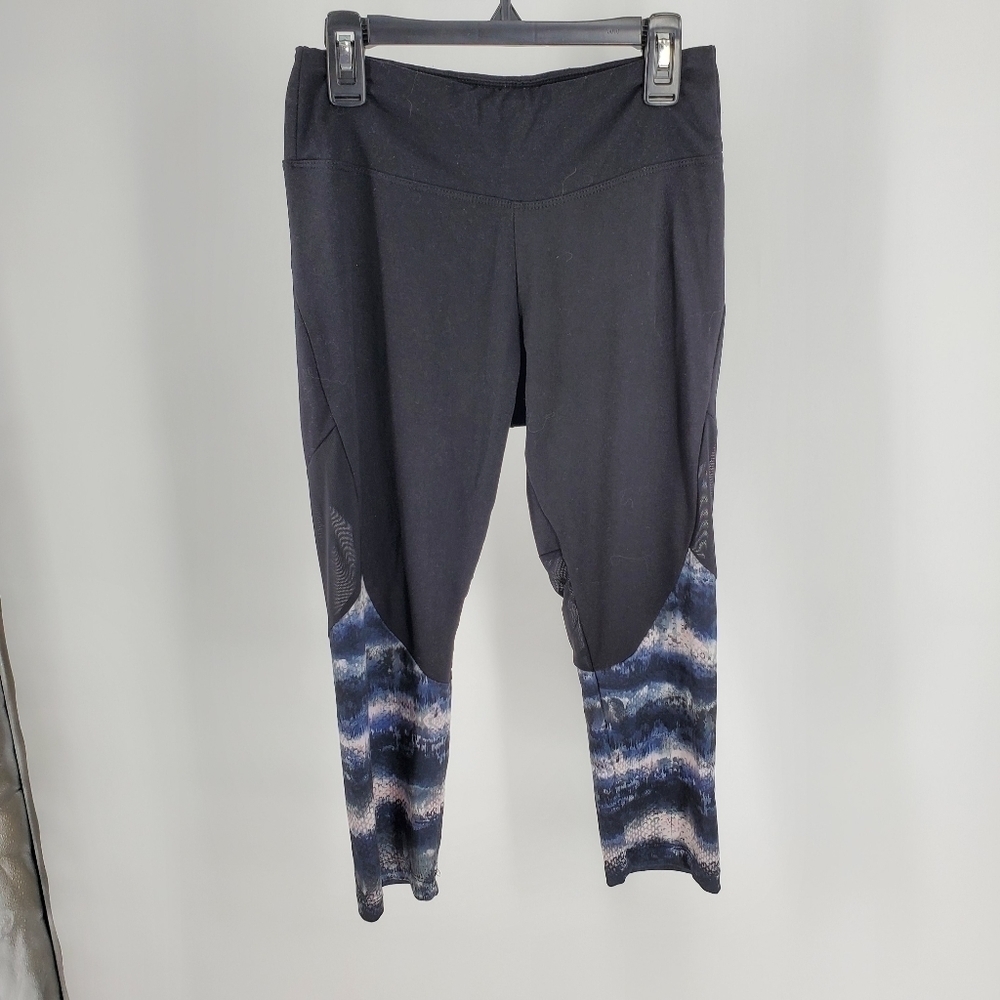 Balance Collection Mesh Snake Print Capri Leggings